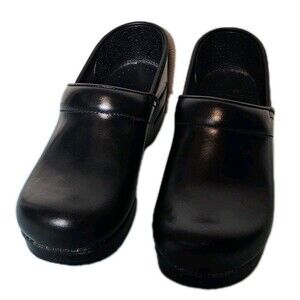 Dansko Professional Clog Shoe for Women 38 7.5 Black Cabrio Nurses
